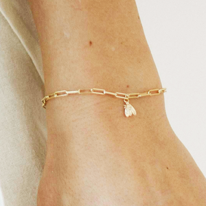 BEE LOVE | Gold Bee Bracelet for Women | Bow to the Bee