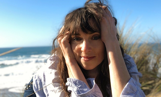 Honey Bee Wisdom & the Sacred Feminine: Meredith Row & Areilla Talk
